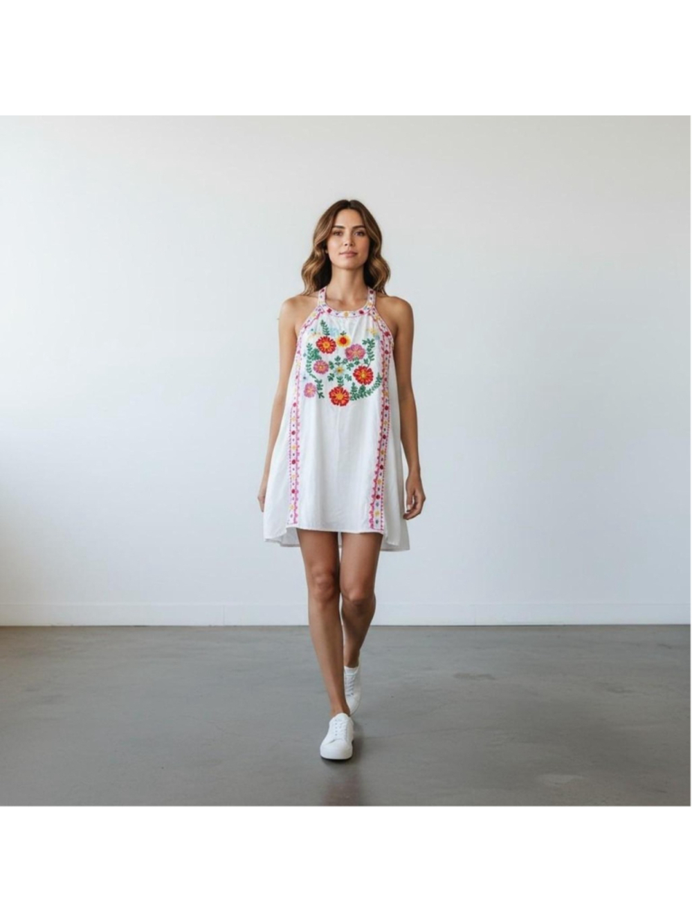Shoreline White Halterneck Embroidered Floral Mini Dress Pockets Size 2XL NWOT